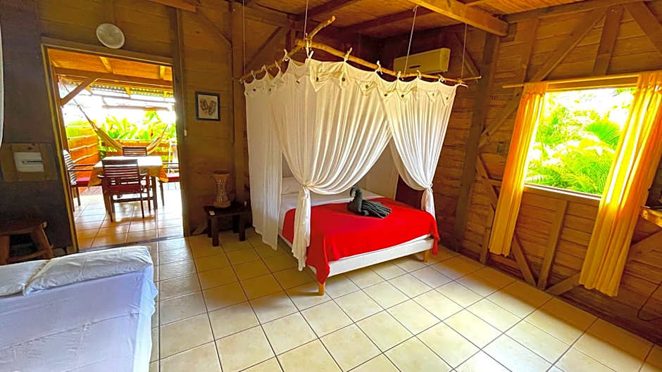 Gite LES CALEBASSIERS