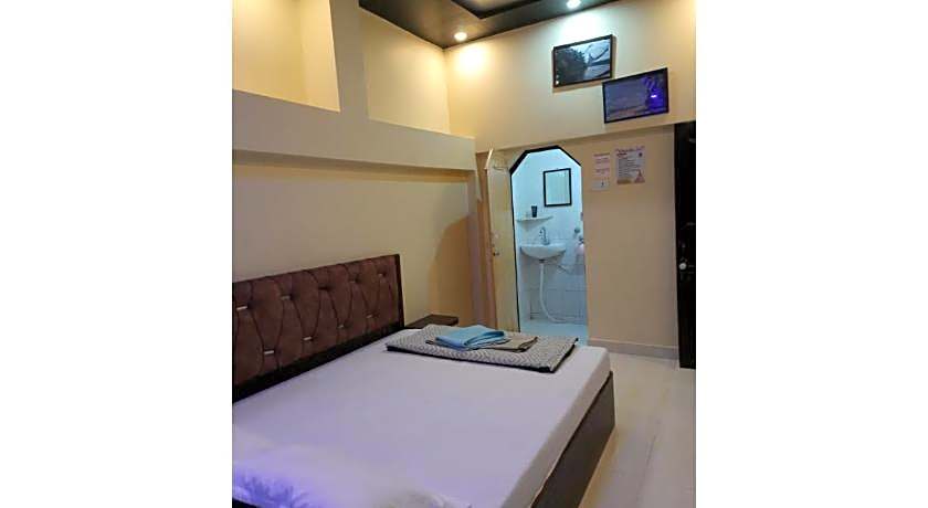 Khushi Paying Guest House