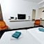 Hotel Blooker