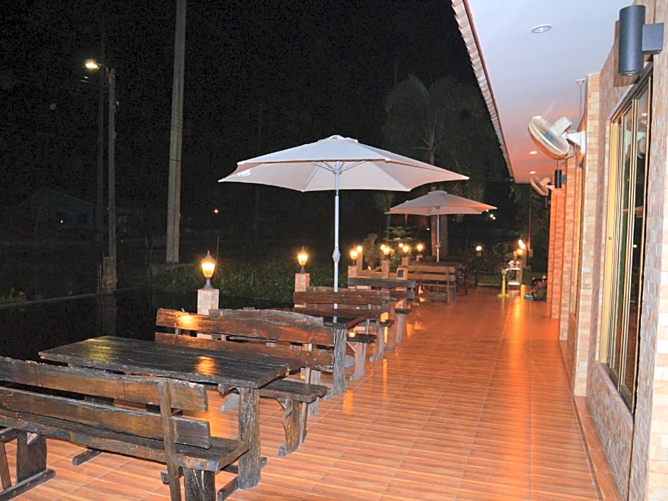 Silver Gold Garden, Suvarnabhumi Airport