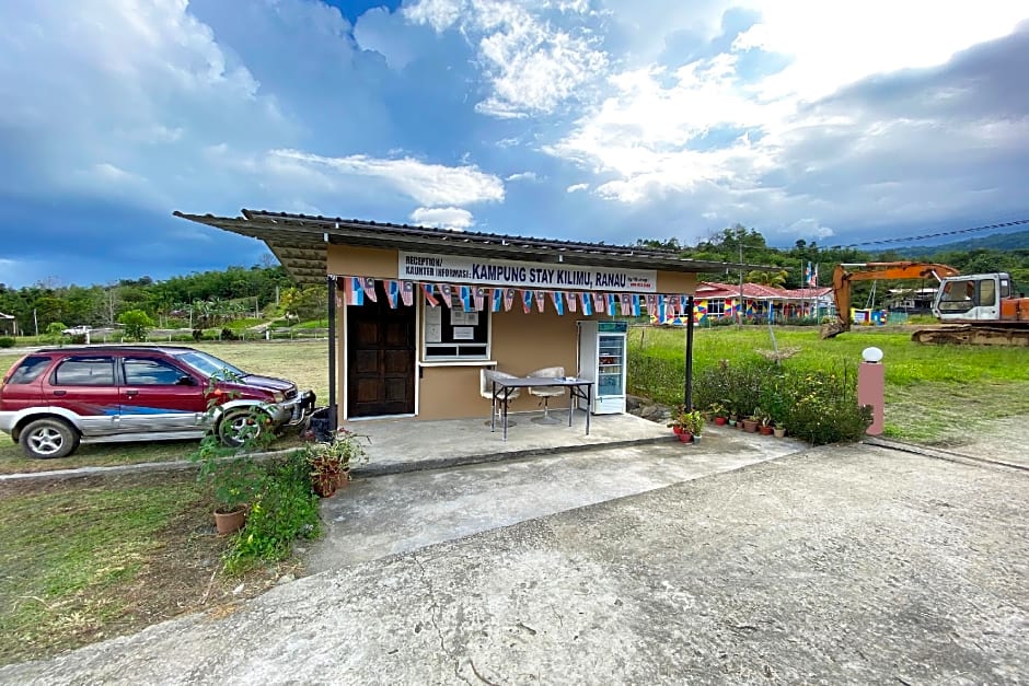 OYO 90284 Kampung Stay Kilimu