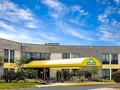 Days Inn by Wyndham Carlisle North