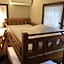 Iza Kamakura Guest House And Bar