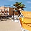 Hotel Holiday Beach