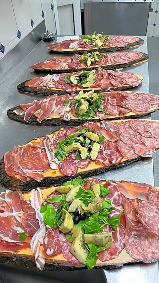 Albergo pizzeria 76 06
