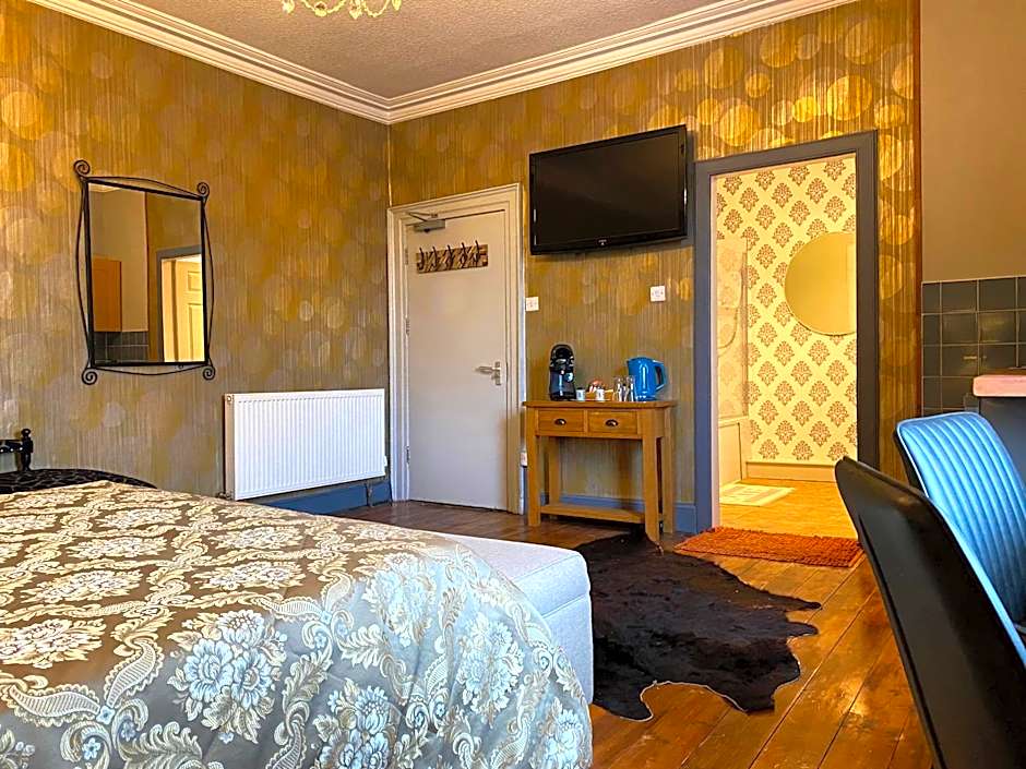 Red Lion, Coorie Inn