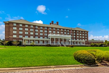 Hilton Garden Inn Suffolk Riverfront