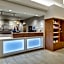 Holiday Inn Express & Suites Mitchell By IHG
