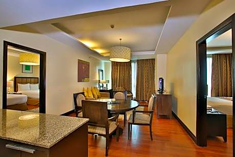 2 Bedroom Suite