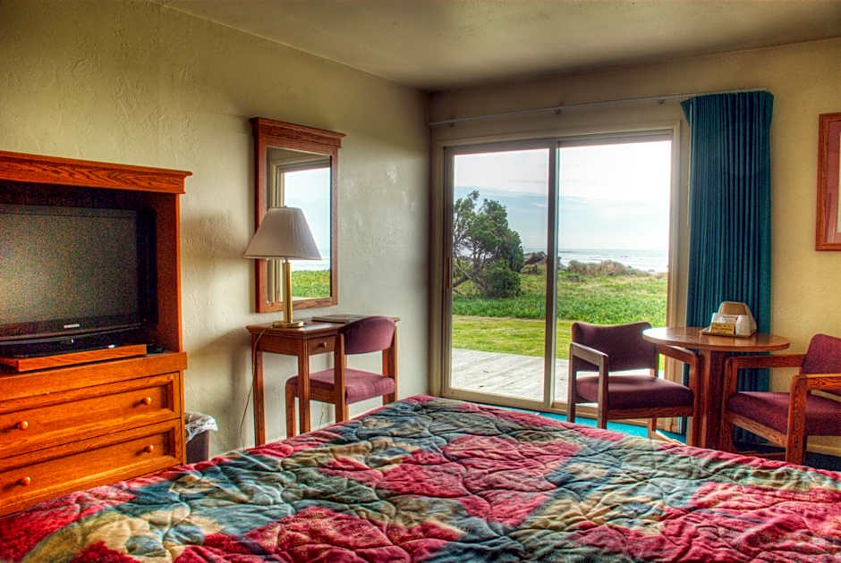 Crescent Beach Motel
