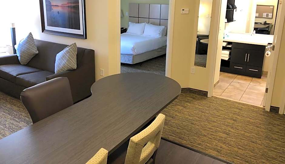 Candlewood Suites Greenville By IHG