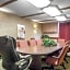 Quality Inn & Suites North Springfield