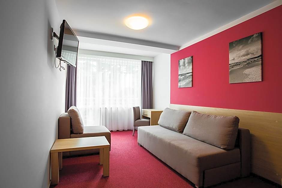 Hotel *** NAT Krynica Morska