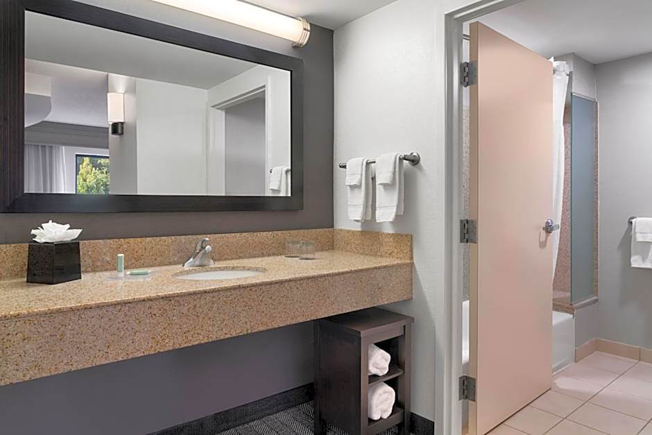 Courtyard by Marriott Richmond North/Glen Allen