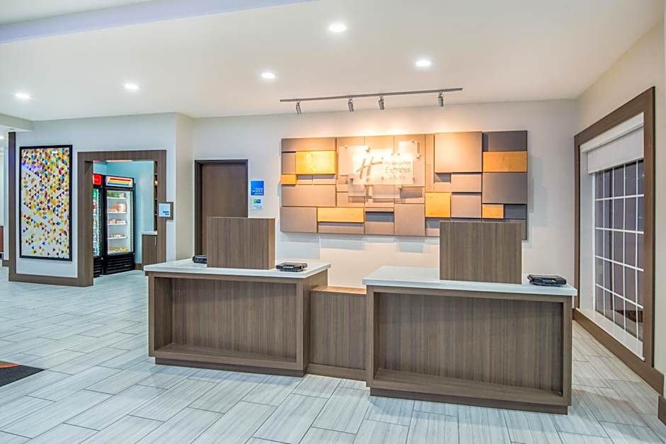 Holiday Inn Express & Suites Stillwater - University Area By IHG