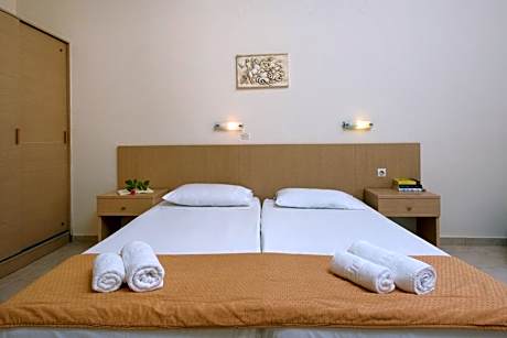 Quadruple Room with Garden View