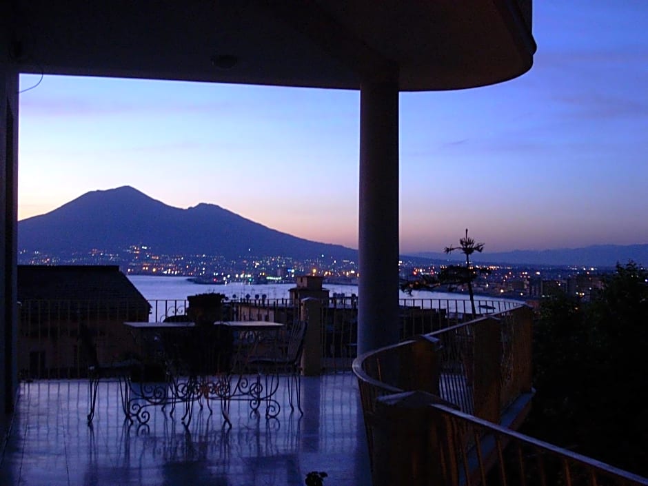 Occhi Di Mare – Castellammare di Stabia, CO