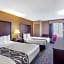 Oakland Airport Arena Hotel