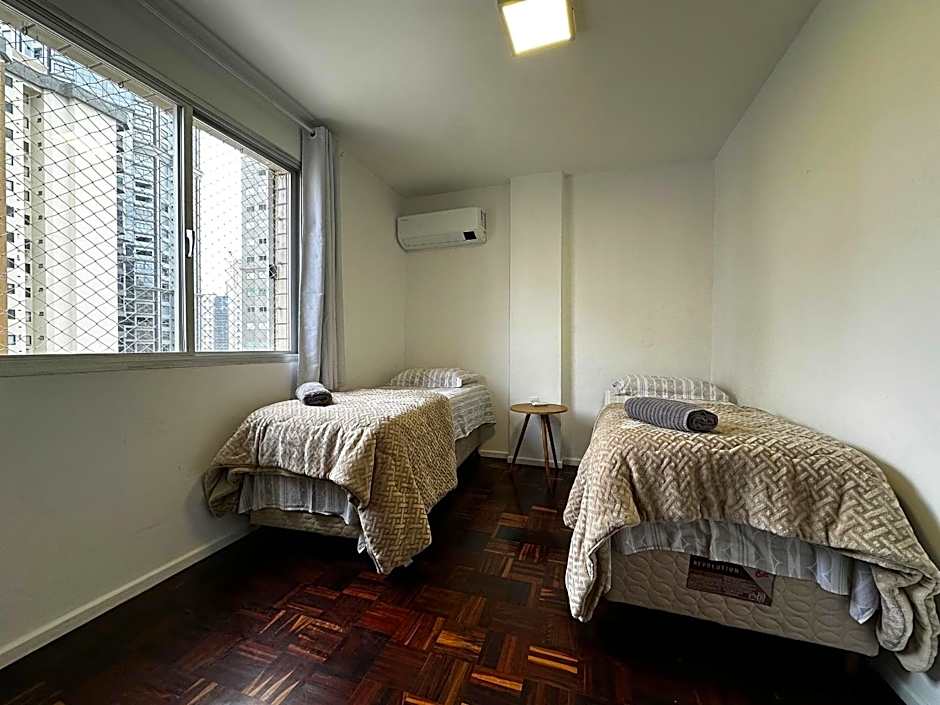 AM01- 3 Suítes | Pé na Areia | Centro | Garagem