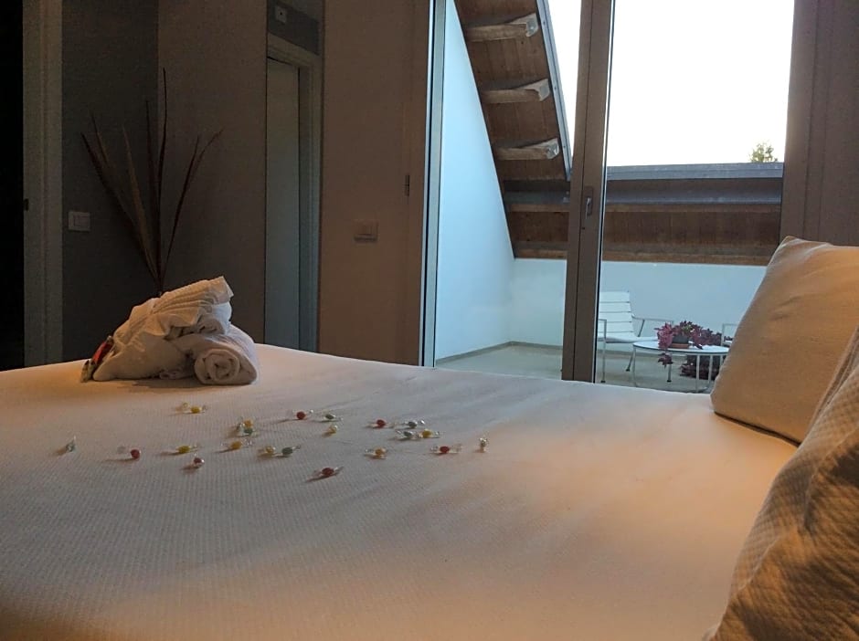 15.92 Hotel