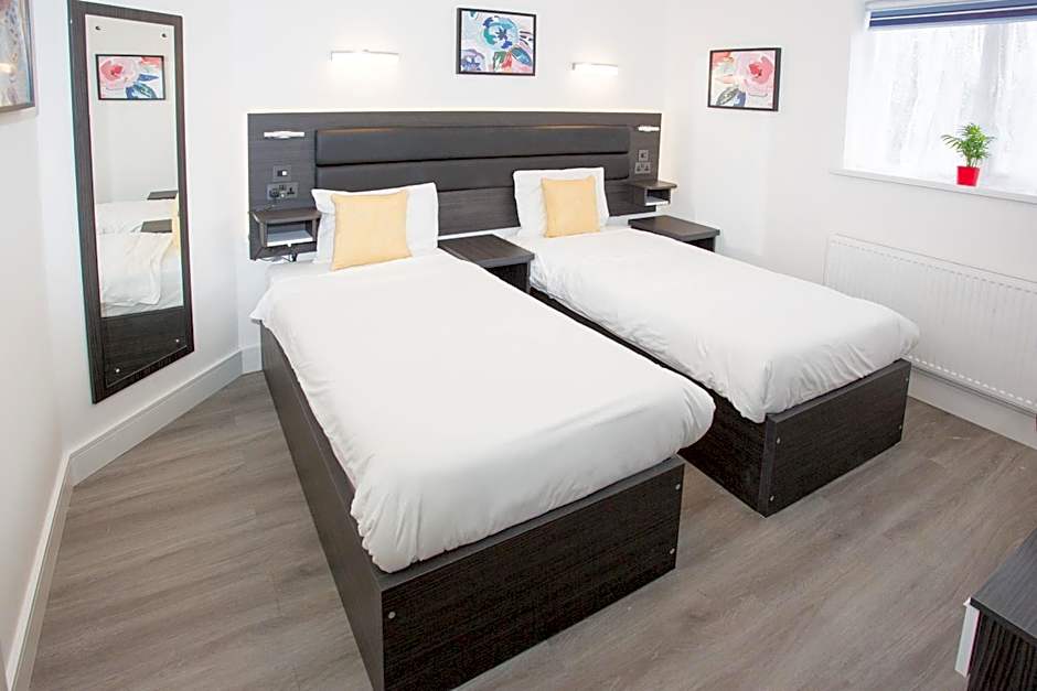 Legoland Heathrow Windsor Apartment Hotel