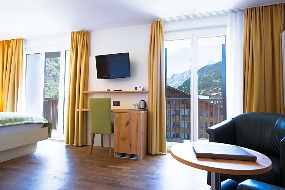 Hotel Bristol