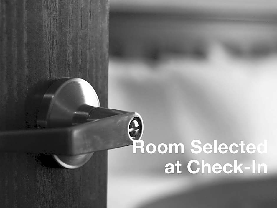 Holiday Inn Express Bloomington West By IHG