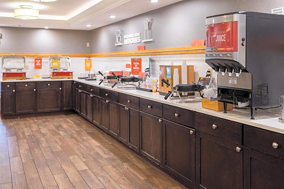 Hampton Inn By Hilton Portsmouth Central