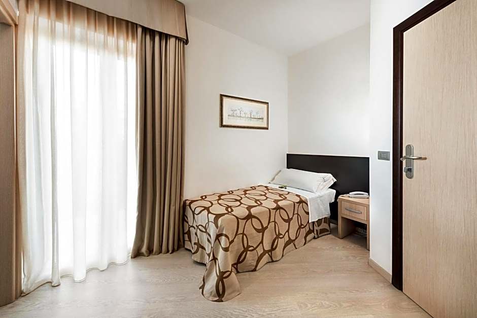 Hotel Fenix