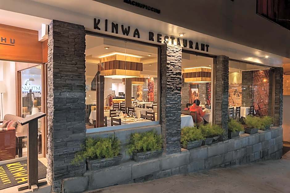 Inti Punku Machupicchu Hotel & Suites