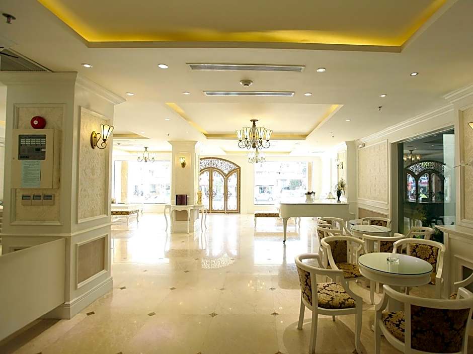 City Bay Palace Hotel