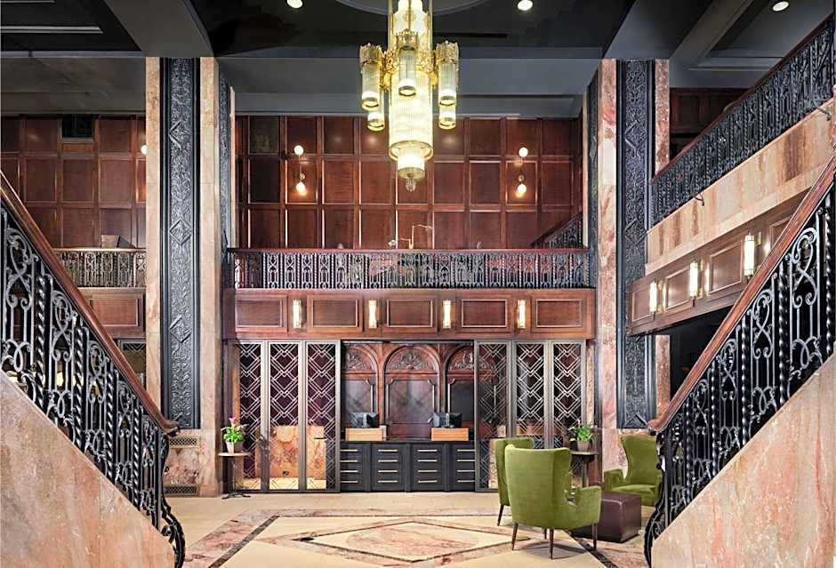 Hotel Phillips Kansas City Curio Collection by Hilton