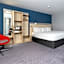 Holiday Inn Express Swindon City Centre By IHG