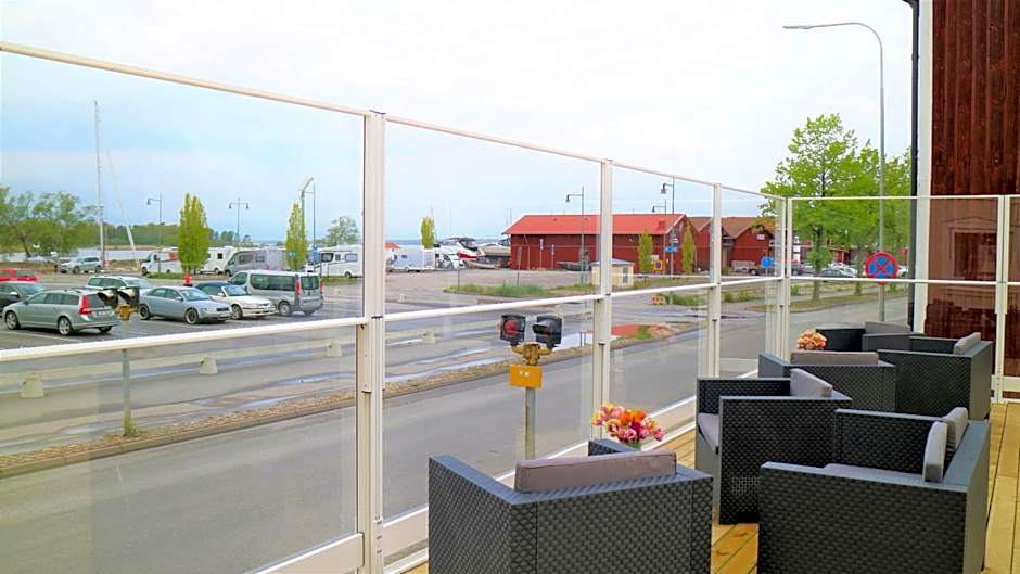 Vänerport Lakefront Hotell