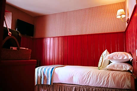 Standard Single Room with Shower