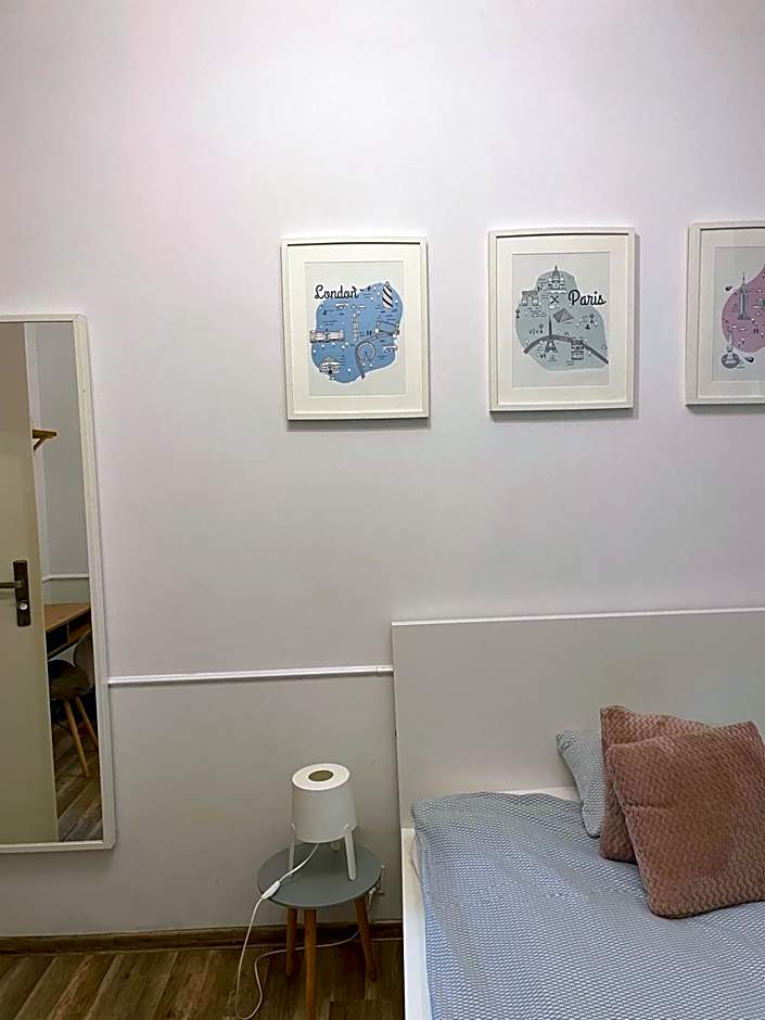 Bankowa 8 Guest Rooms