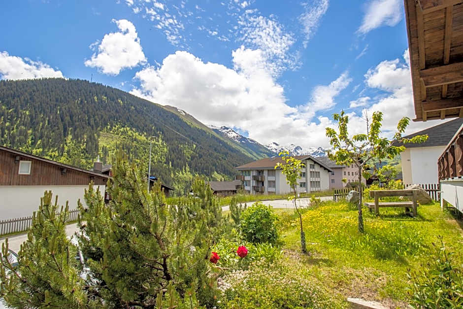 Casa La Roda, Via da Scola 2