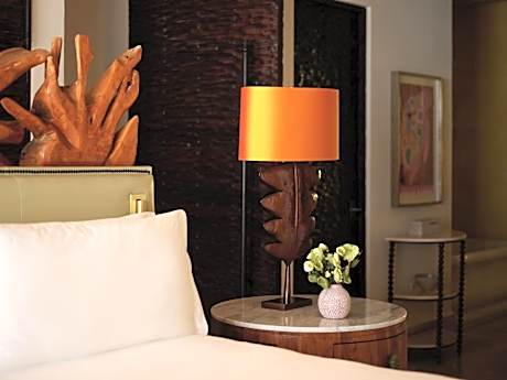 One-Bedroom Suite with Plunge Pool and Ocean View