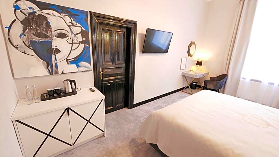 SZEWSKA 22 BOUTIQUE