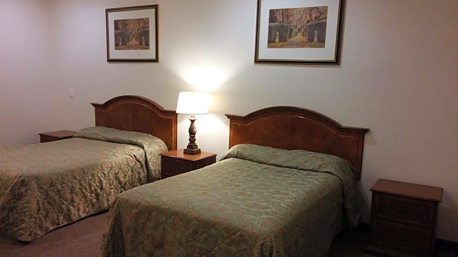 Country Regency Inn & Suites