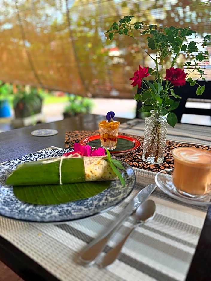 HAKS Boutique B&B with Pool & Farm-to-Table Dining