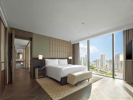 Two-Bedroom Executive Deluxe King Room