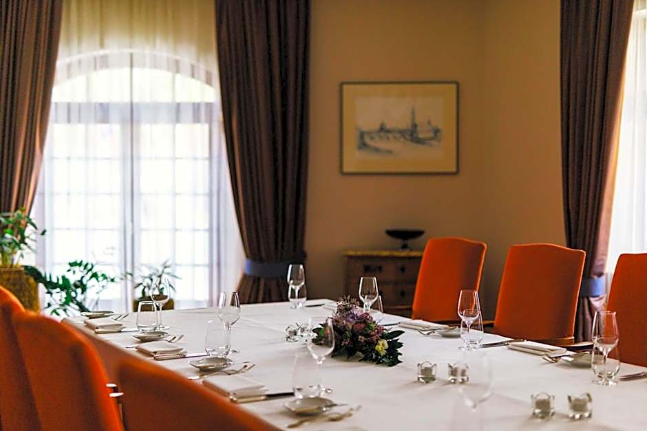 Relais & Chateaux Bulow Palais