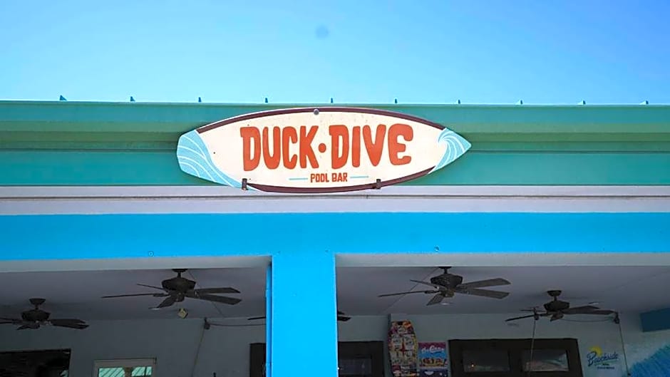 Beachside Hotel and Suites