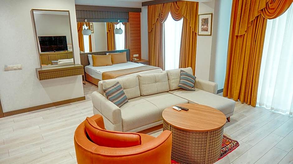 Lycus River Thermal Hotel