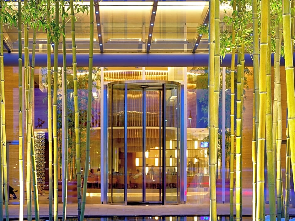 Novotel Citygate Hong Kong Hotel