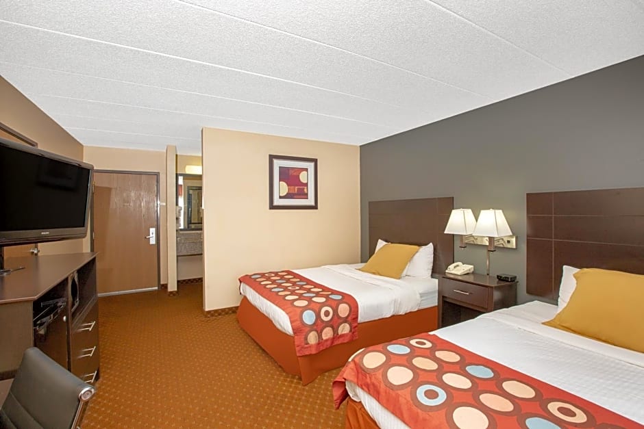 AmericInn by Wyndham Coralville