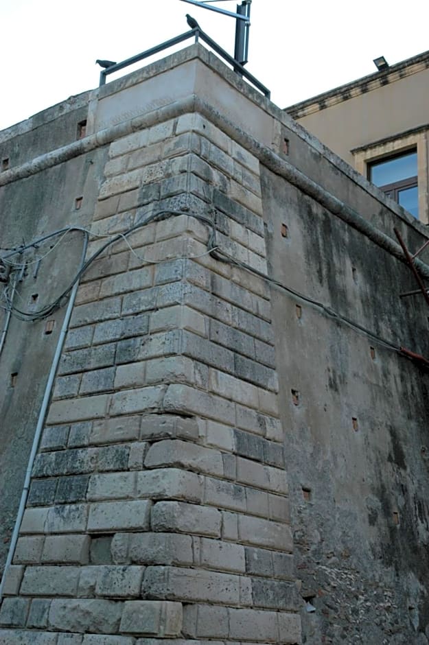 Castello D'Alcontres Guest House 3 stelle