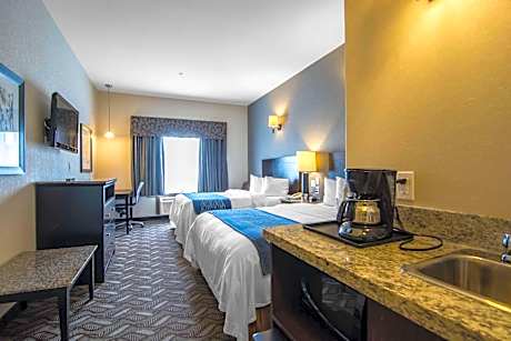 Queen Room with Two Queen Beds - Non-Smoking