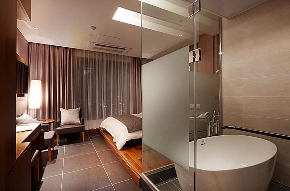 Osong H Hotel Sejong City